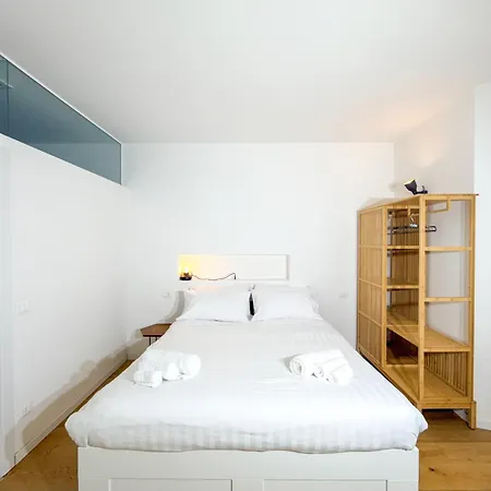Modern Two-room With Balcony 2km From The Center * Milán