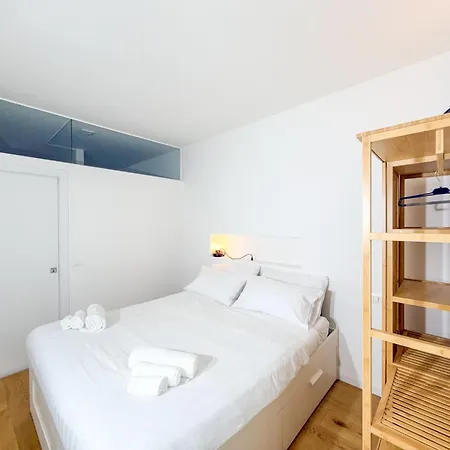 Modern Two-room With Balcony 2km From The Center Apartmán